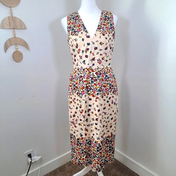 Maggy London Dresses & Skirts - Maggy London Cream Multicolor V Neck Sleeveless Floral Midi Shift Dress Size 4.